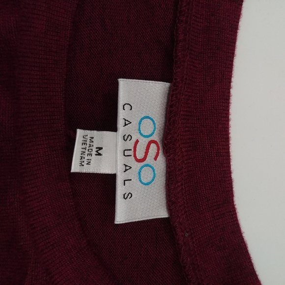 ✨3 for $30✨ Soft Ruched Shoulder Sweater NWOT - Picture 6 of 9